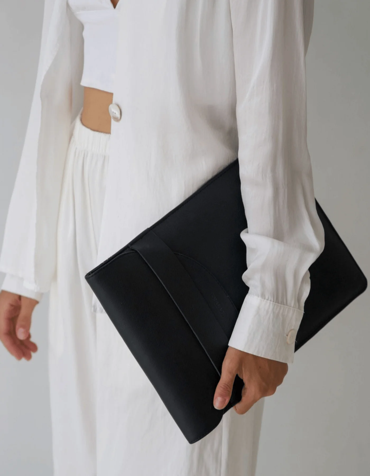 Casey Sleeve - Black - Image 7