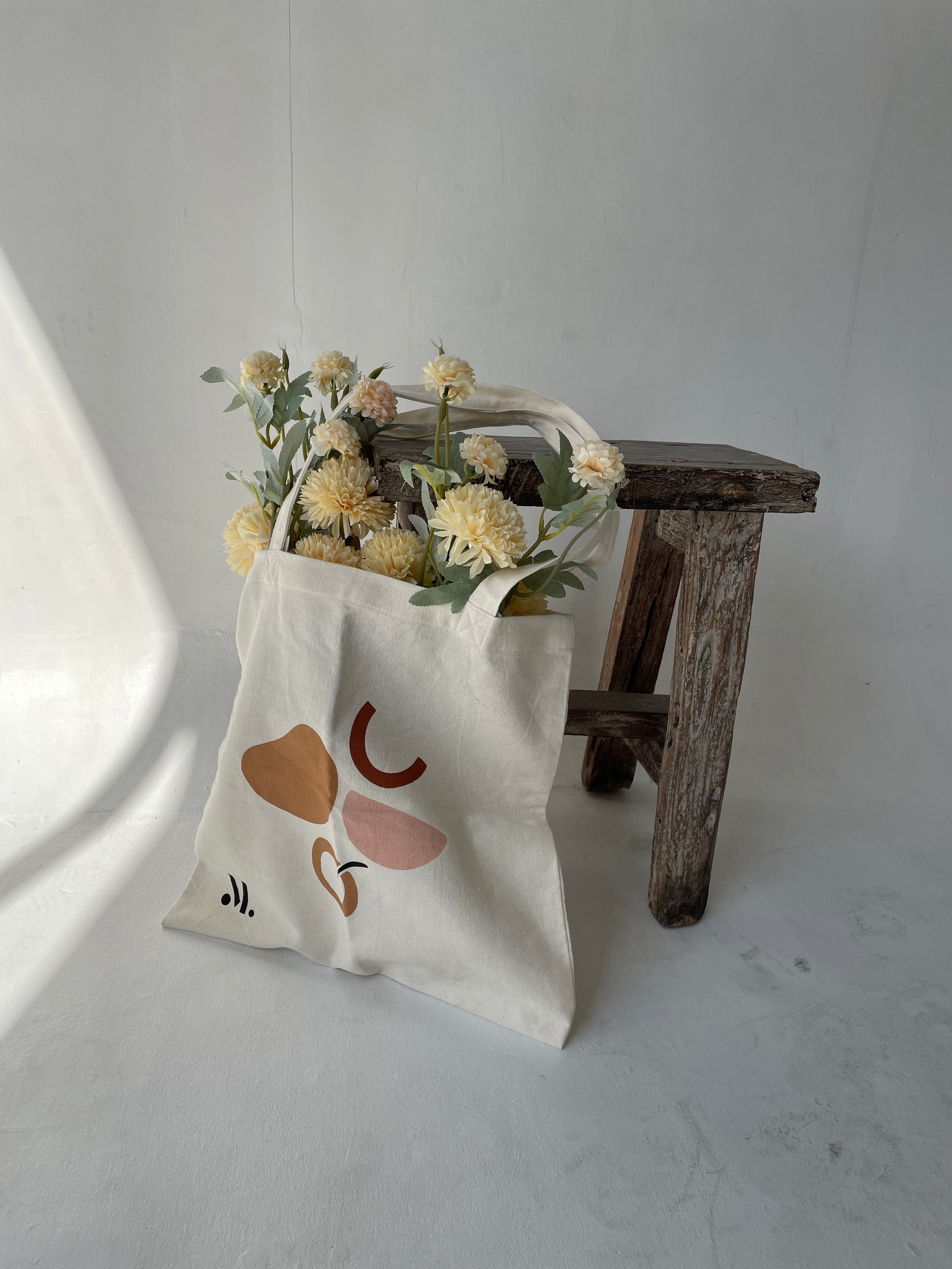 MANDRN Tote Bag - Image 5